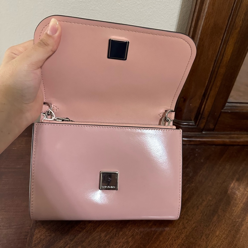 Tory Burch Emerson Chain Wallet Patent Leather Crossbody - Picture 3 of 6